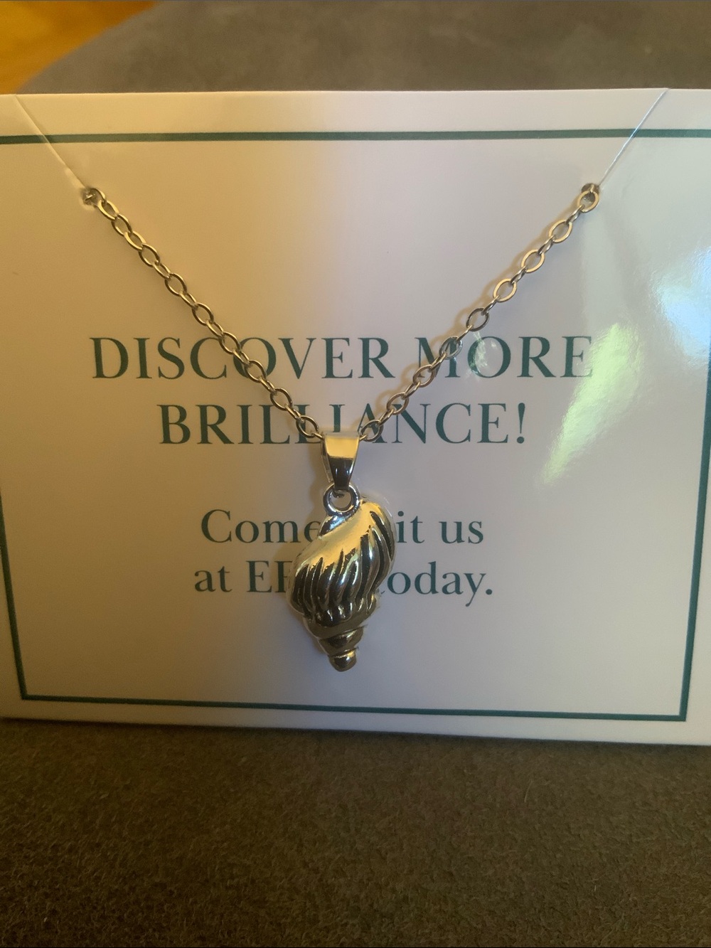 Silver Shell Pendant Necklace - Silver